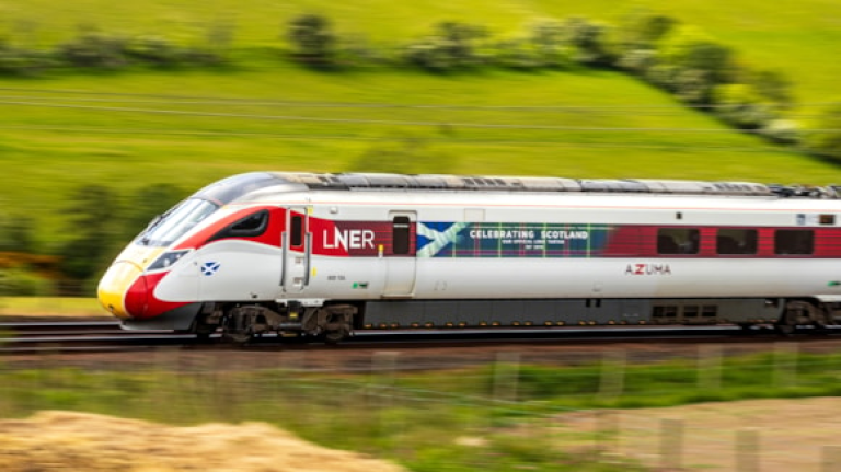 LNER Named Headline Sponsor For 2026 Edinburgh Tartan Parade