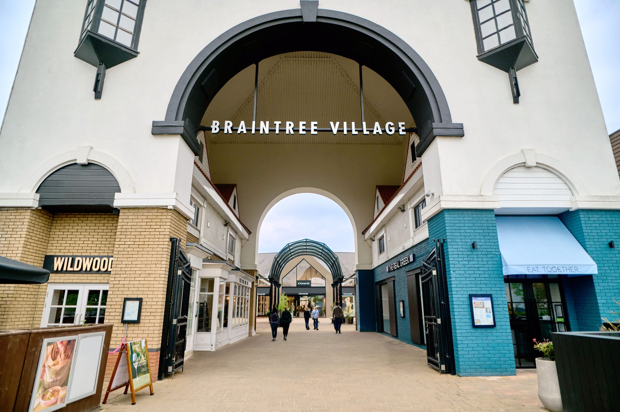 Exclusive PLUS+ Discounts Weekend Returns to Braintree Village in Essex