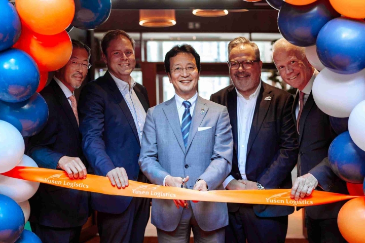 Yusen-Logistics-Antwerp-Opening-1-scaled-1.jpg